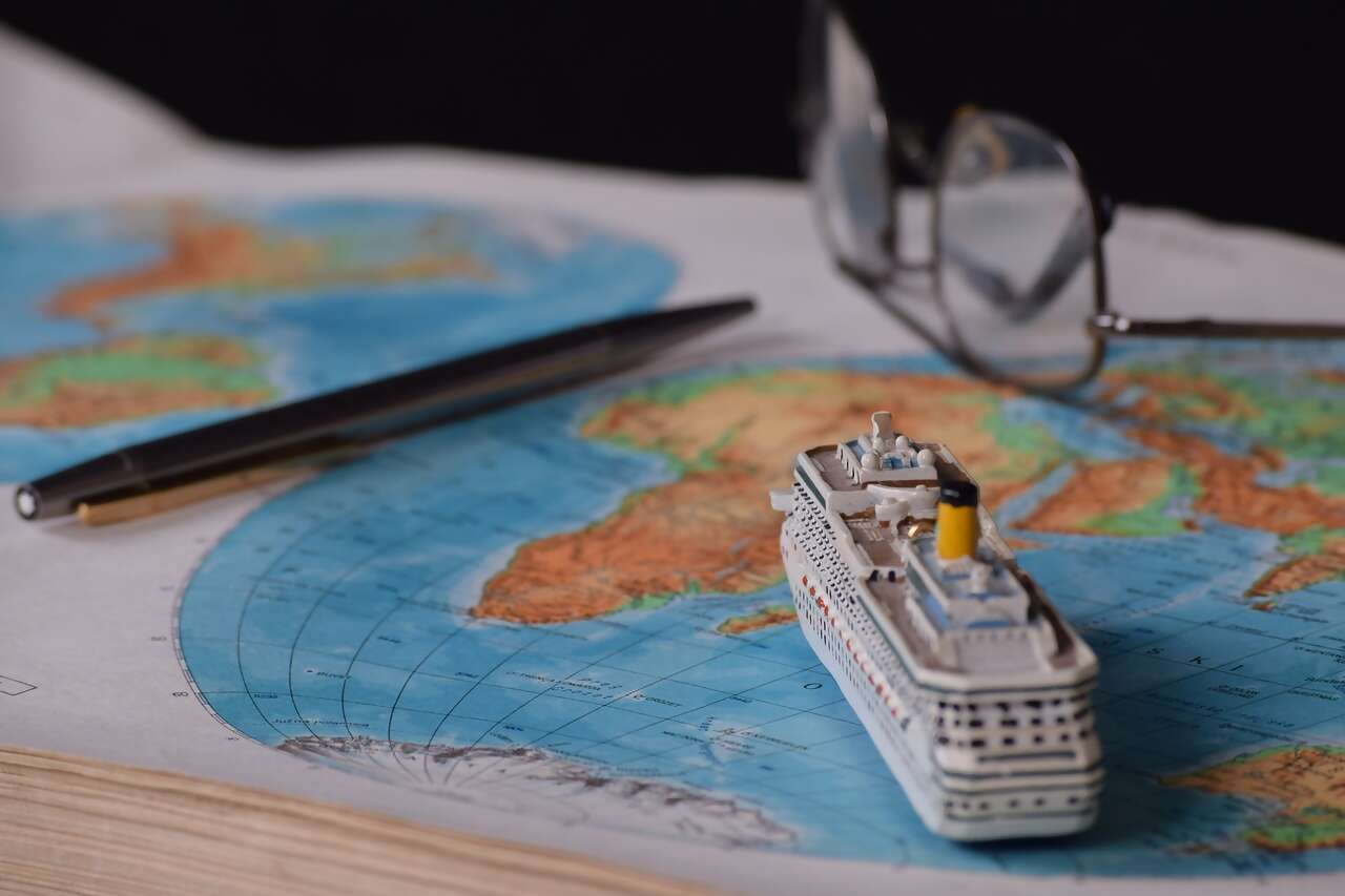 Travel Responsibly Without Going into Debt-How A Travel Agent Can Help