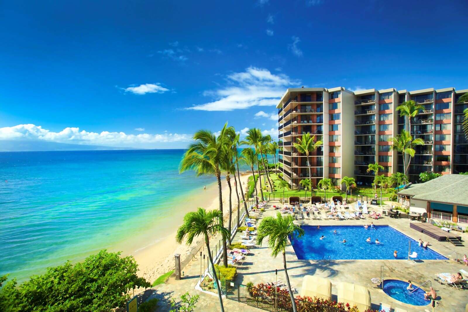 Say Aloha to Hawaii with Exclusive Offers from Pleasant Holidays!