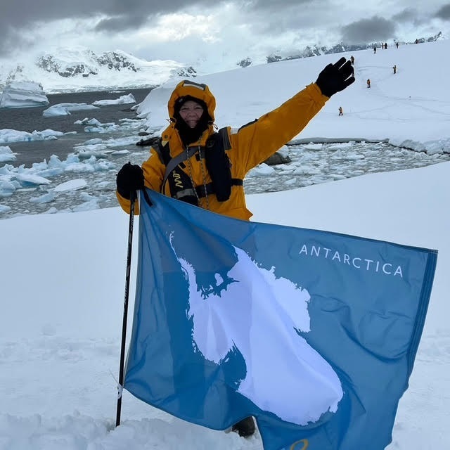 Home profile pic 002 Antarctica