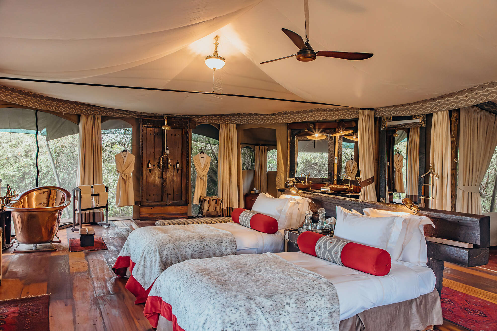 08Great-Plains-Mara-Plains-Camp-single-bed.jpg