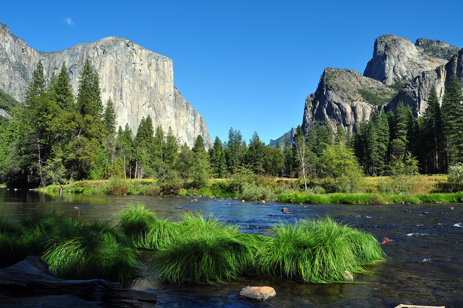 Globus Save 300 per couple on select 2024 Europe and No...