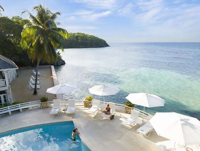 24-Hour Dining including in-Room Dining, Unlimited Scuba Diving, Golf, Tennis, Pickleball and More with United Vacations