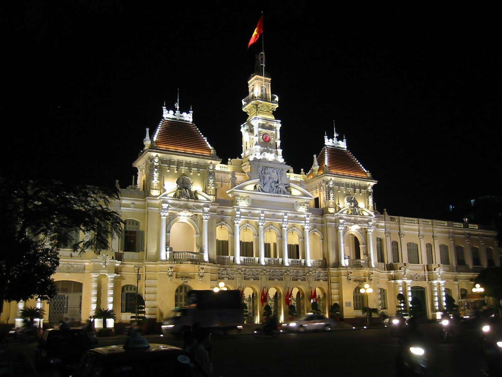 Explore History on a Ho Chi Minh Discovery Small Group Adventure Tour