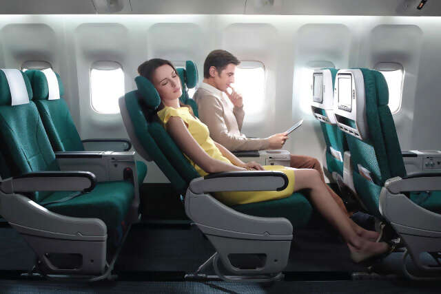 Flying to Hong Kong in style and on a budget!