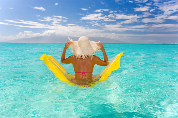 Darlene Murdock darlene@justtraveldeals.ca  ext 225