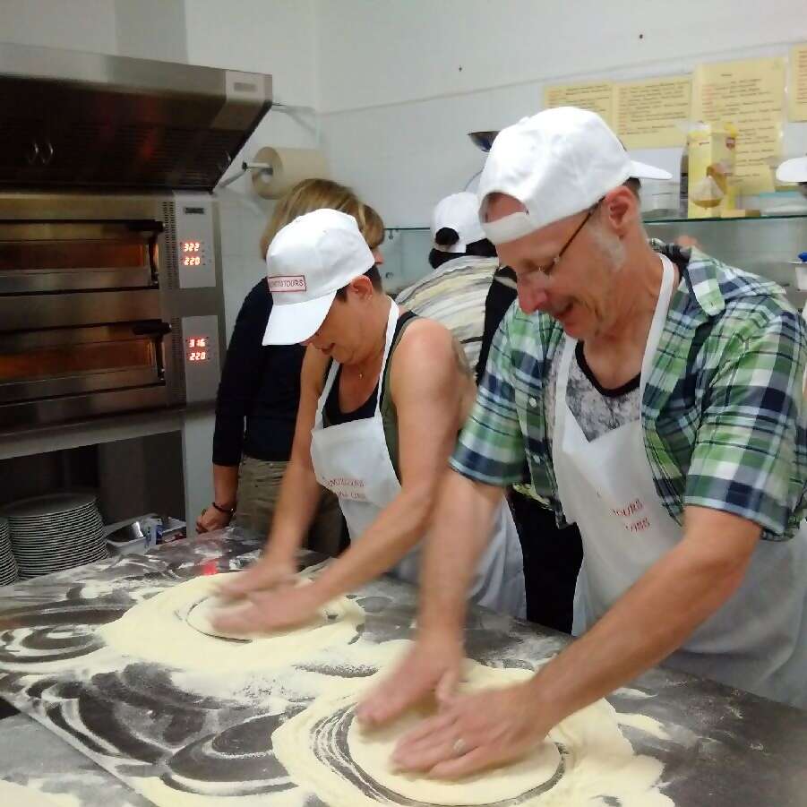 Sicilian pizza school