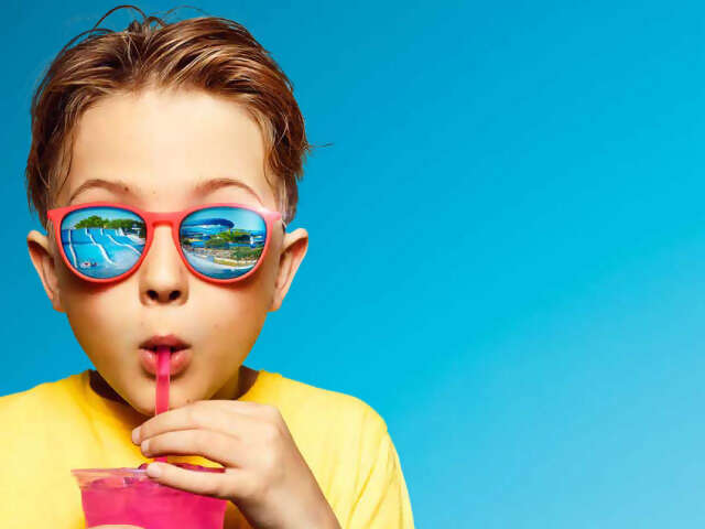 Transat Holiday's Family Early Booking Bonus Eligibility