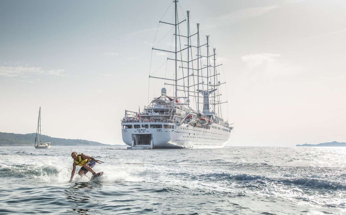 Club Med 2 Cruises