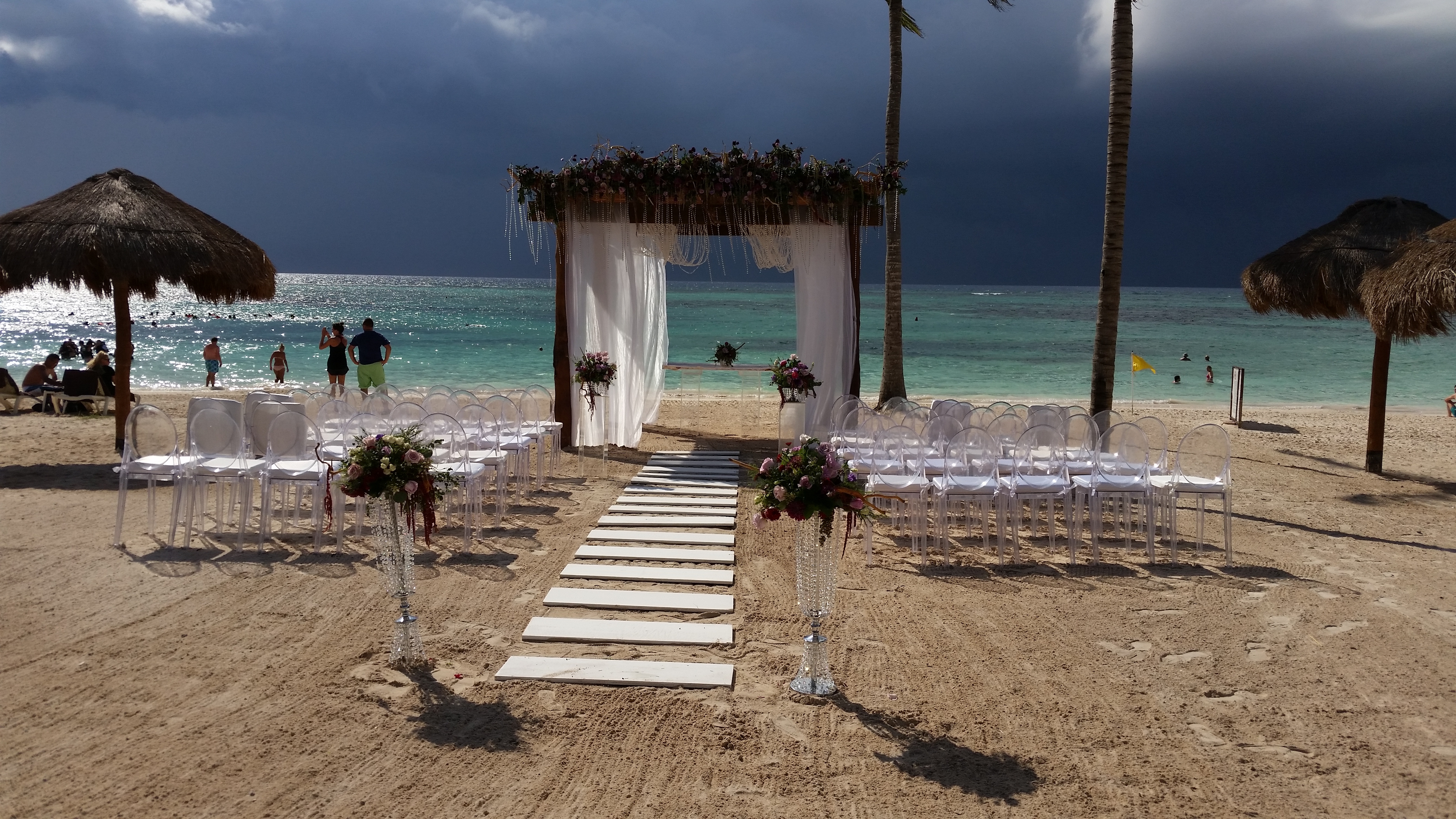 Toes in the Sand wedding