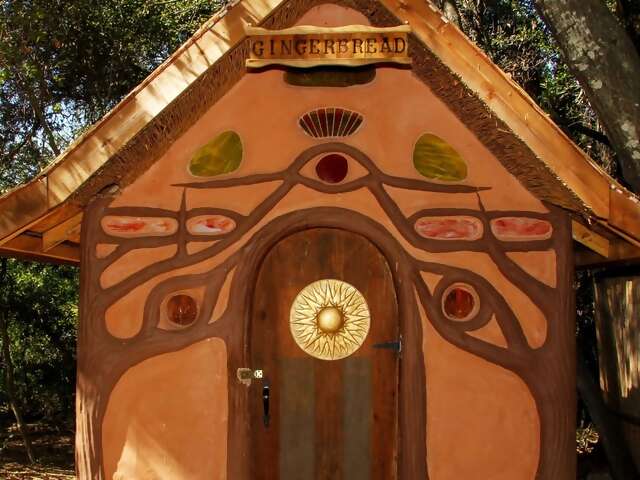 Our #5 home for the holidays is DeTraci’s incredible (but sadly inedible) gingerbread house in Northern California’s wine country