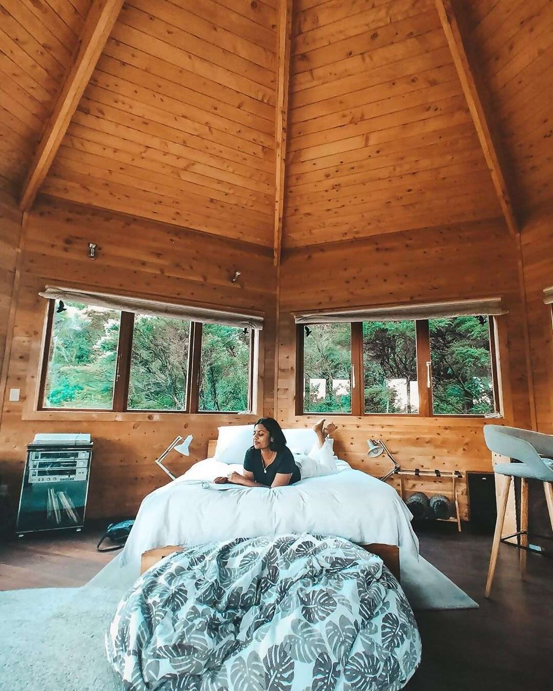 This treehouse is only a ferry ride and short drive from Auckland but feels like a true escape