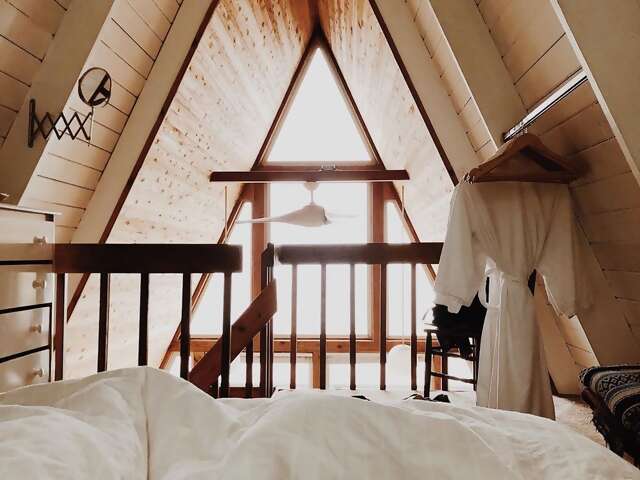 Don’t bring a good book into this bed or you might never make it out