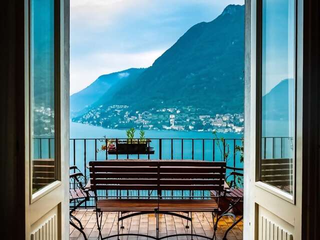 There’s no such thing as a bad view of Lake Como, but Cristina’s bright apartment has one of the best