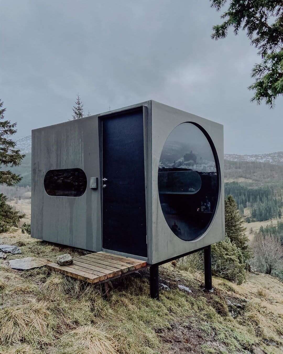 Contemplating the Førde Fjord from Superhost Torstein’s cubic cabin might be the world’s best way to think inside the box