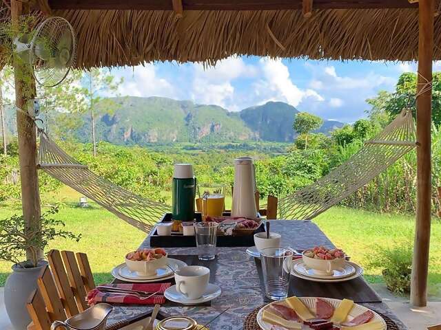 Stick around after your homemade breakfast to ask your Superhost, Jasmine, about the surrounding Valle de Viñales