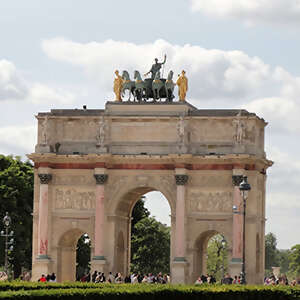 Essential Britain & Ireland with Paris