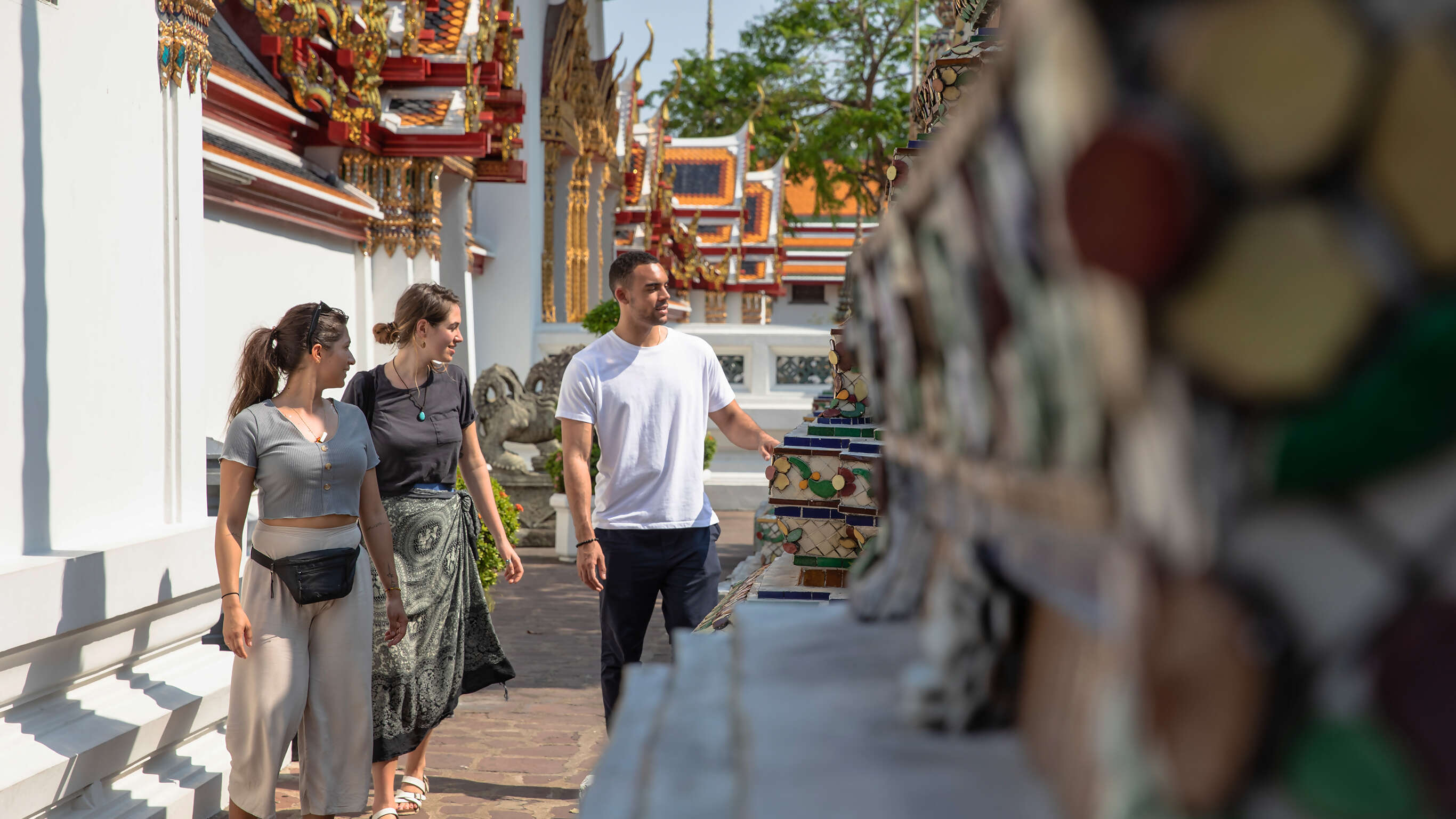 Laos & Thailand: Tuk-Tuks & Thai Curry