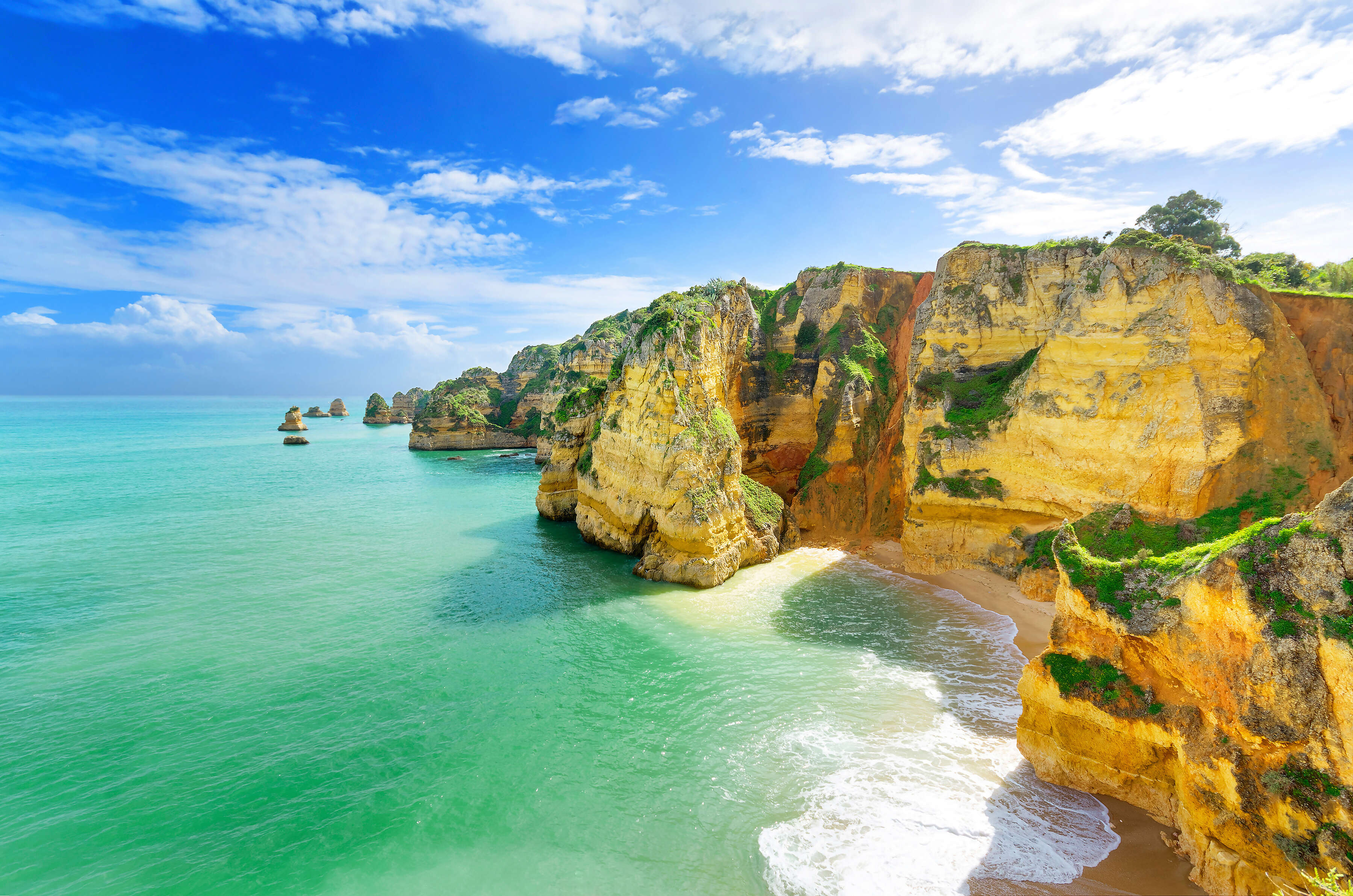 Sunny Portugal Estoril Coast, Alentejo & Algarve