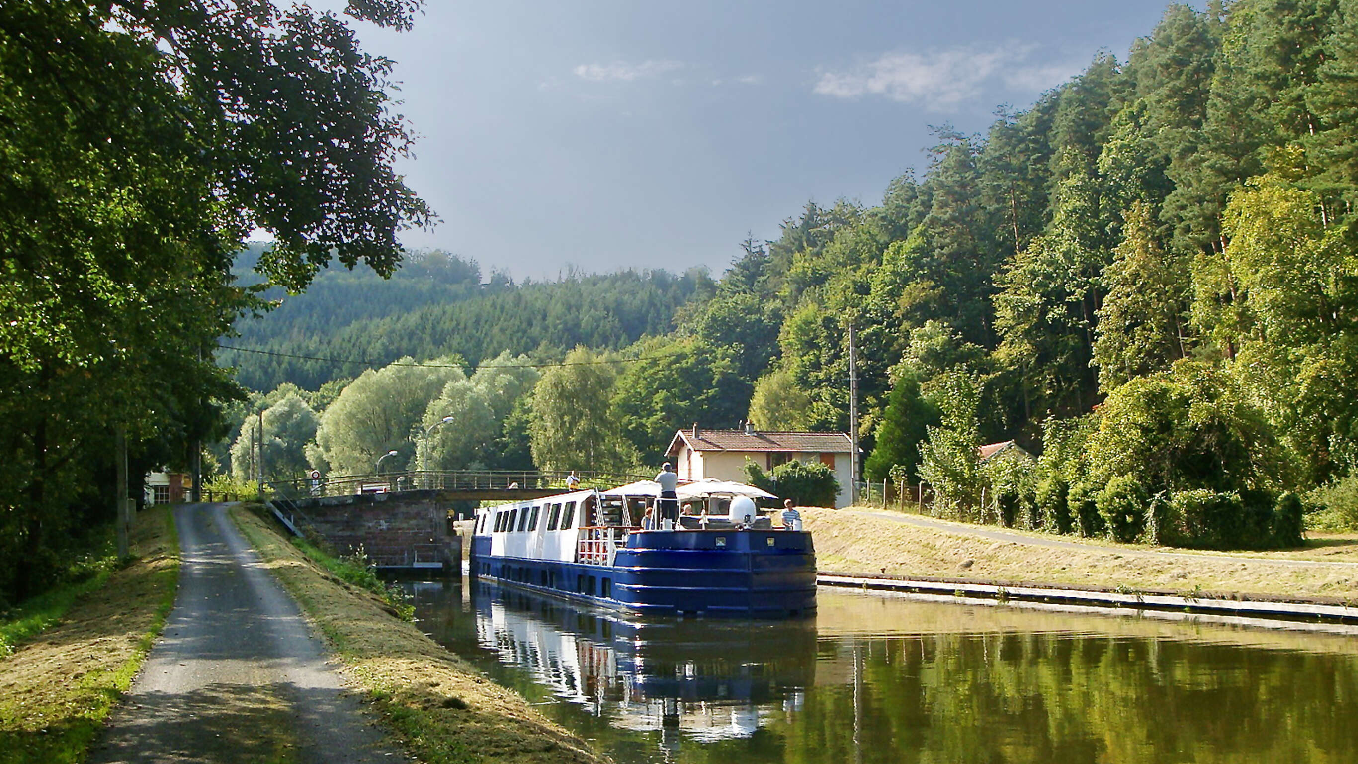 Burgundy River Cruise Adventure — Plus