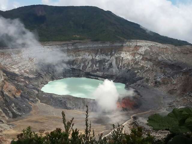 San Jose Day Tour: Poas Volcano (full day)