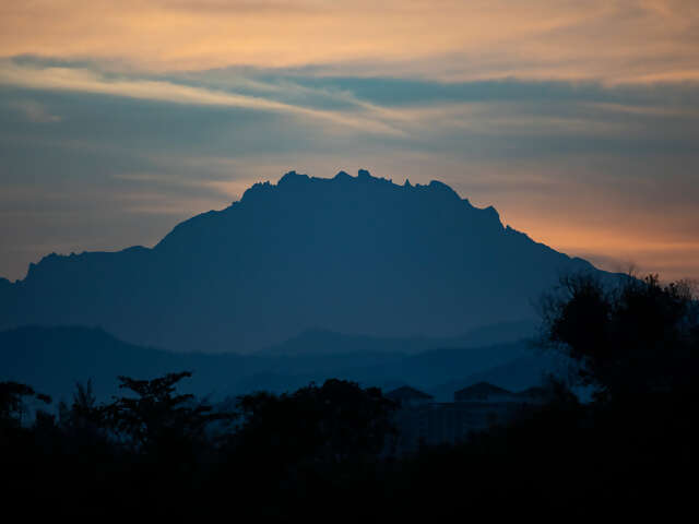 Trek Mt Kinabalu