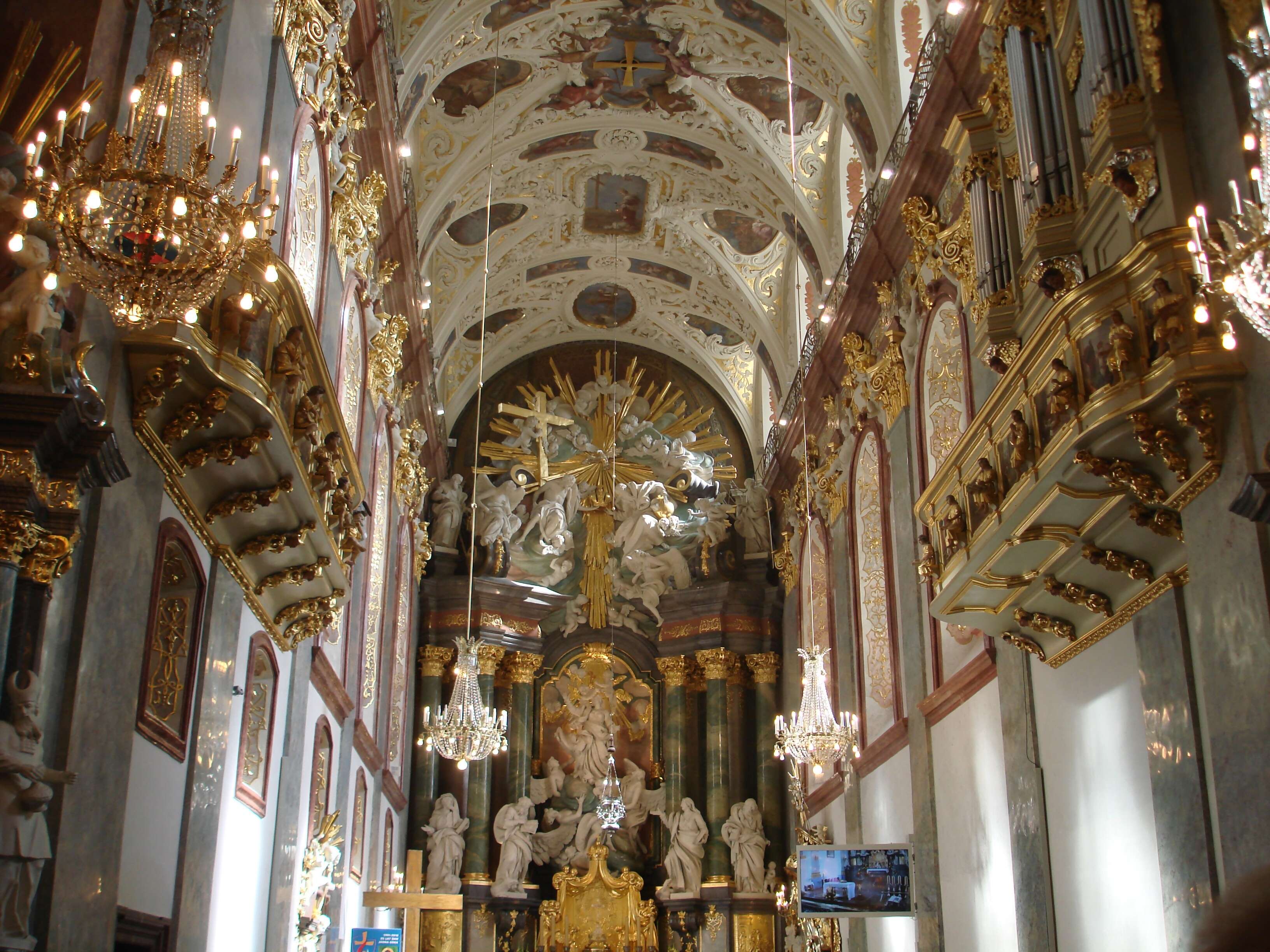 Discovering Poland Warsaw, Gdansk, Torun, Wroclaw & Krakow