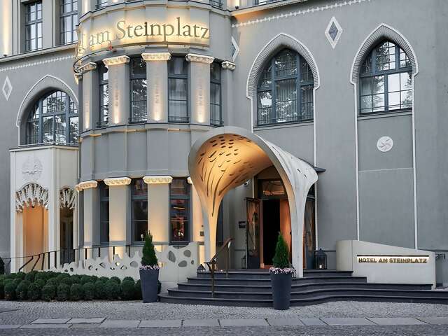 Roomers Berlin Steinplatz, Autograph Collection