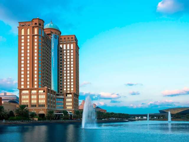 Sheraton Mall of the Emirates Hotel, Dubai