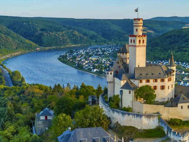Explore Europe in Comfort & Style