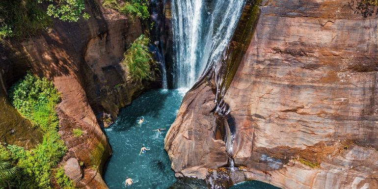 India to Sri Lanka: Spice Gardens & Goa's Beaches