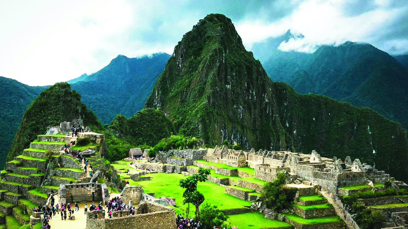 Machu Picchu & Galapagos Wonders featuring a 4-Night Cruise