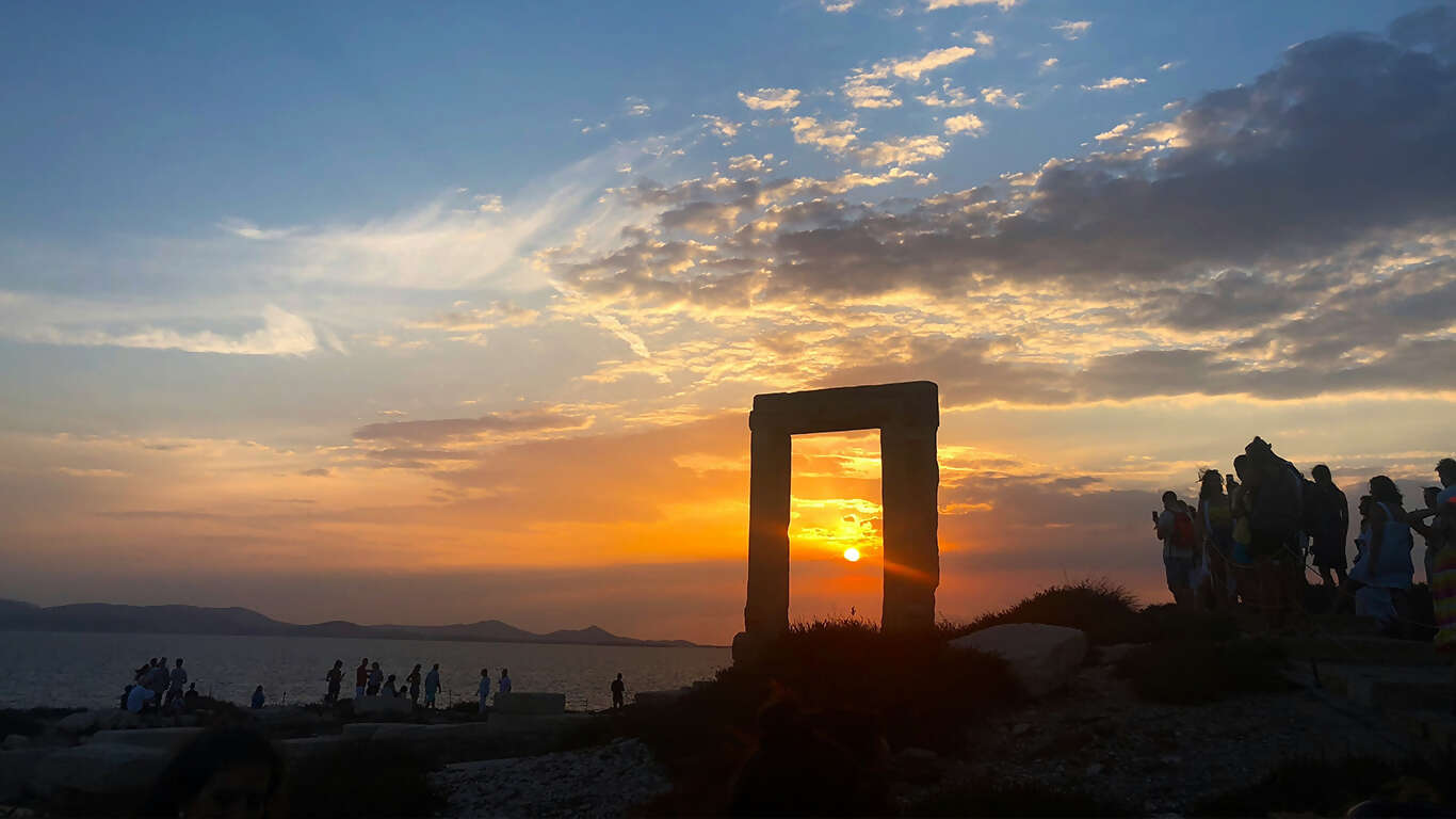 Gems of Greece: Athens, Naxos & Crete